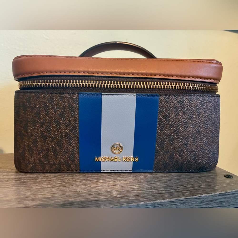 Michael Kors Trunk Travel Case